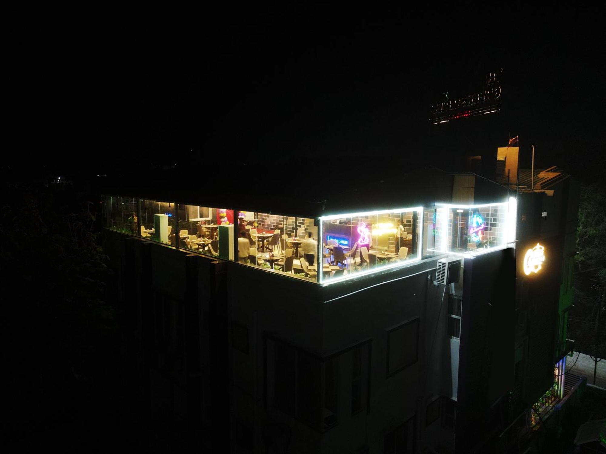 The Greenstar Inn Premium Бхубанешвара Экстерьер фото